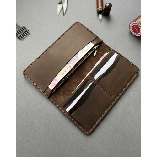 Гаманець лонгер з натуальної шкіри шоколадного кольору (в подарунковому пакуванні) Гаманець лонгер з натуальної шкіри шоколадного кольору (в подарунковому пакуванні)