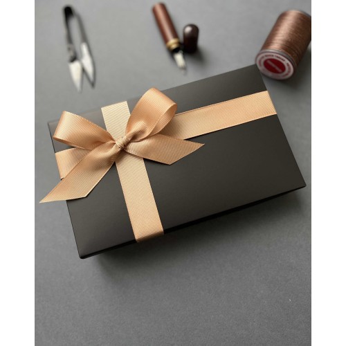 Гаманець лонгер з натуальної шкіри шоколадного кольору (в подарунковому пакуванні) Гаманець лонгер з натуальної шкіри шоколадного кольору (в подарунковому пакуванні)